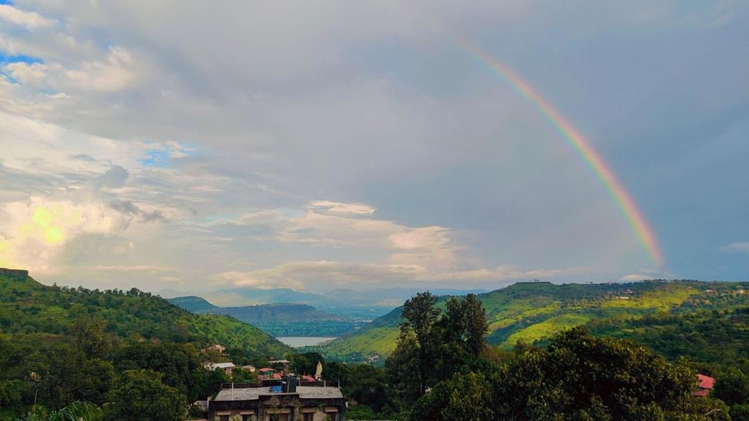 Quinte Hills Residency Villa Panchgani Bagian luar foto